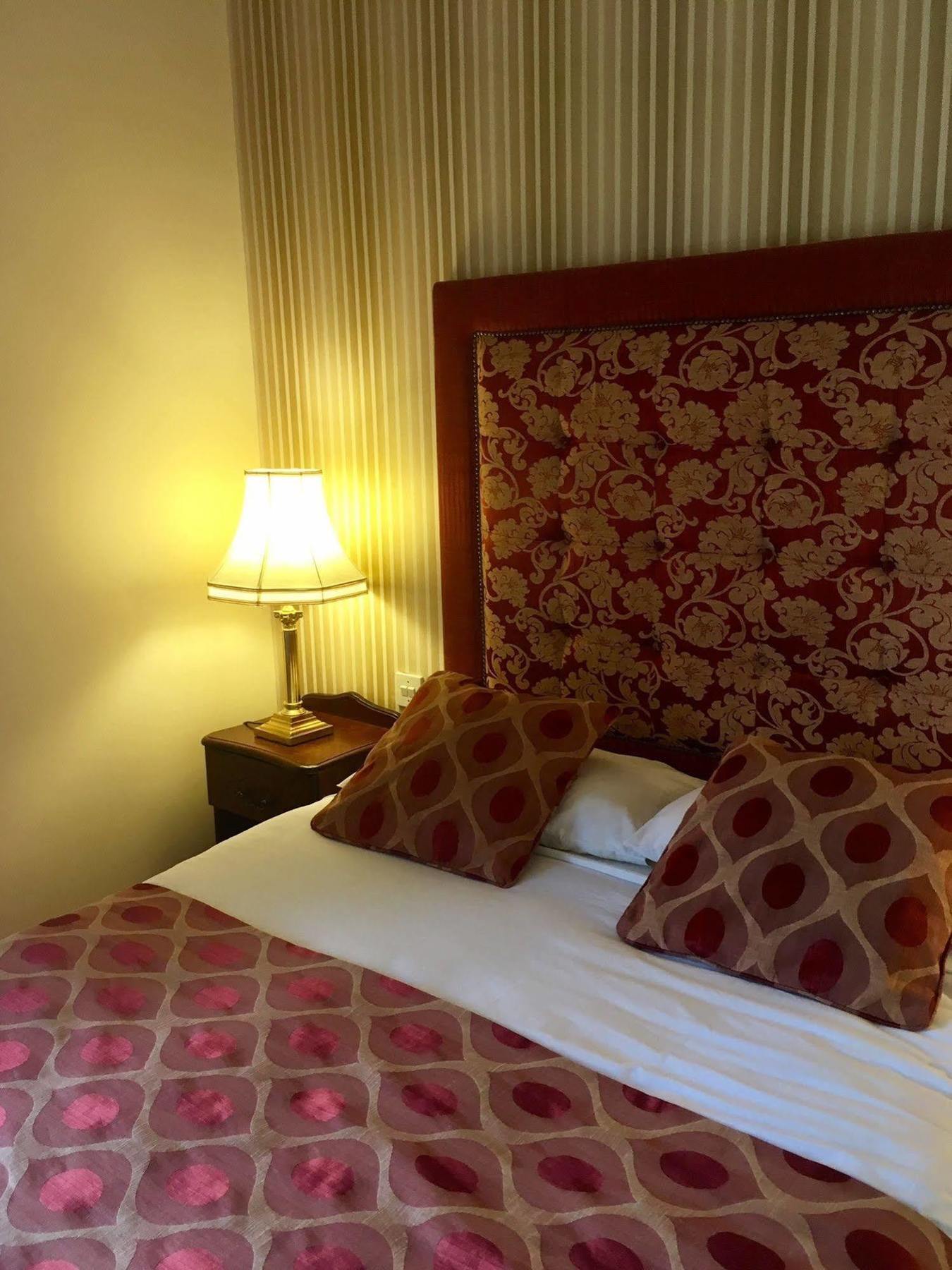 An Chuirt Hotel, Gweedore, Donegal 外观 照片