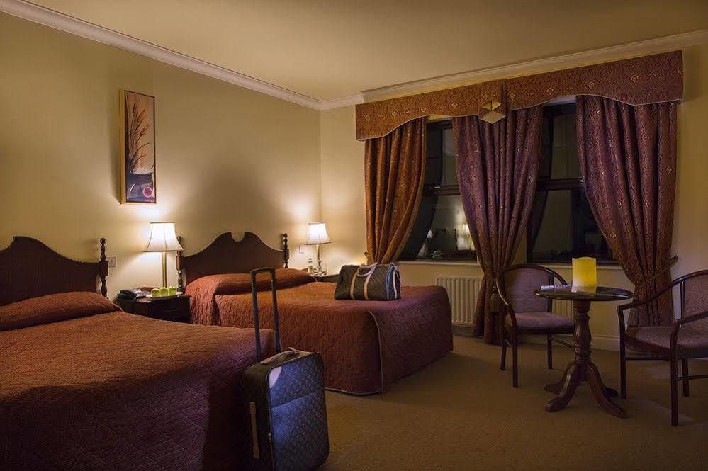 An Chuirt Hotel, Gweedore, Donegal 外观 照片