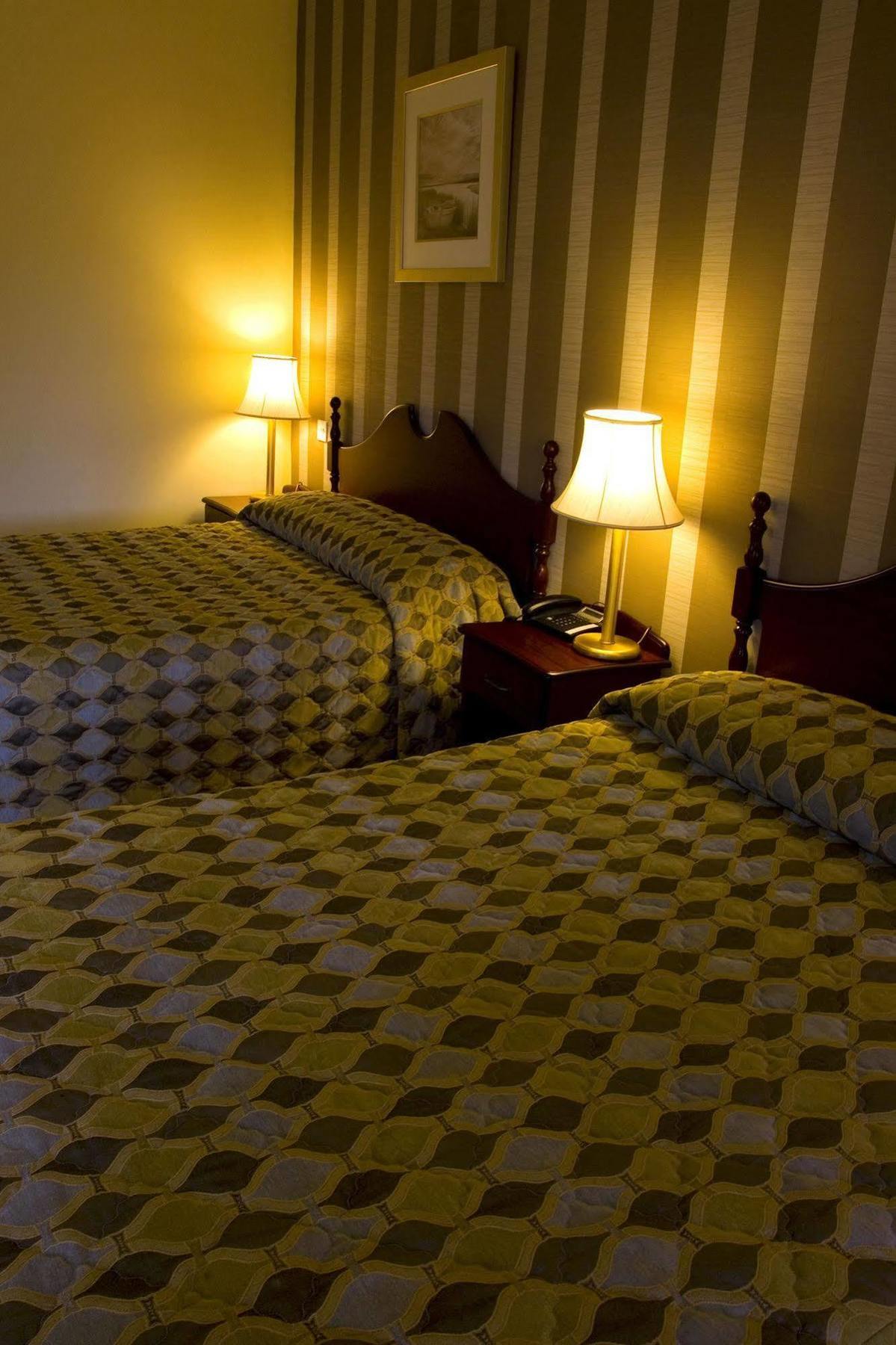 An Chuirt Hotel, Gweedore, Donegal 外观 照片