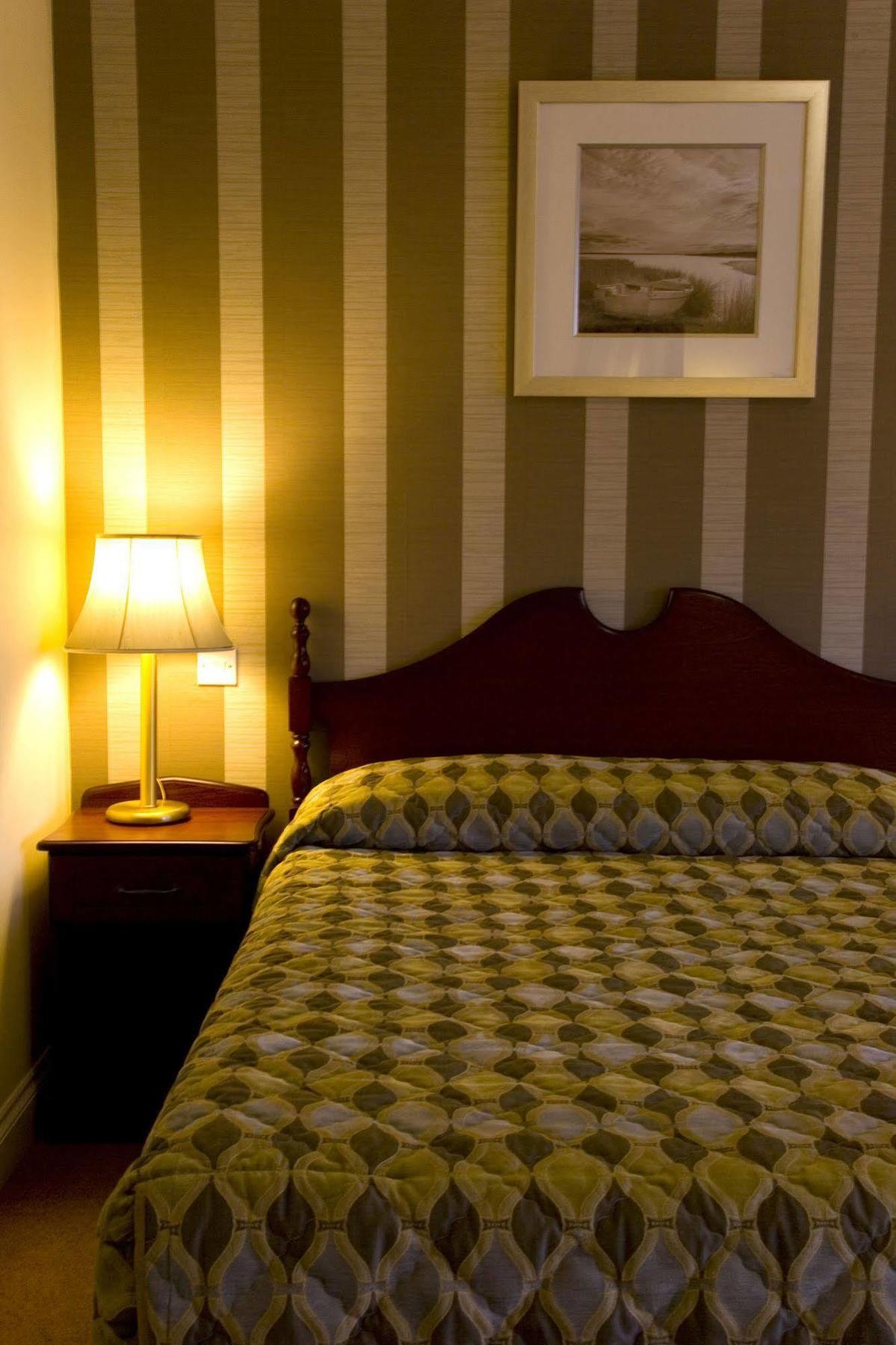 An Chuirt Hotel, Gweedore, Donegal 外观 照片